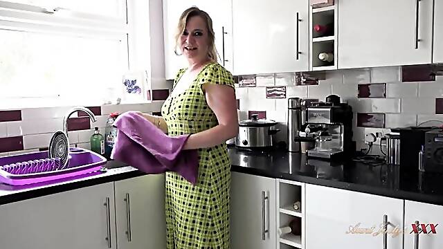 British xxx with noble cutie from Aunt Judys XXX