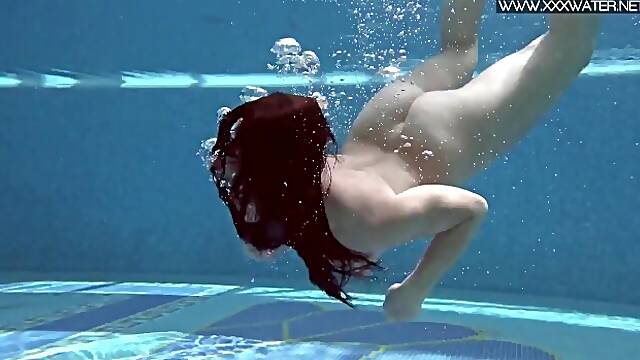 Jessica Lincolns fetish xxx by Underwater Show