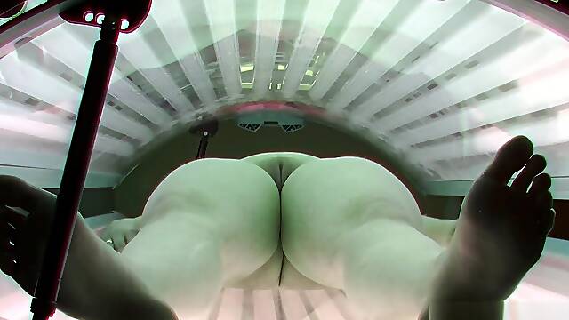 Busty Chubby Girl Relaxing In Solarium Tanning Bed