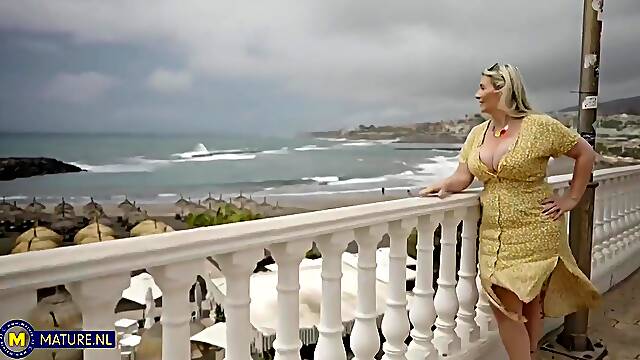 Sandy Big Boobs Fucking With German Thick Milf Sandy Big Bo