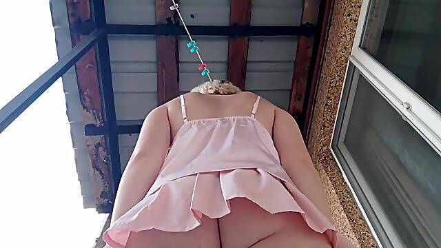 No Underclothing Tease in Short Petticoat – Public Upskirt Show