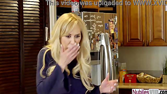 Mother Id Like To Fuck Educate Porn S8-E8 Brandi Love, Carolina Sweets In Stepmom Takes Charge