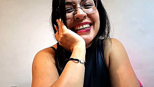 ASMR ROLEPLAY Tu Compañera de Clase TE COQUETEA