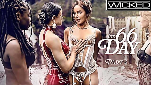 Vanna Bardot Joins The All Girl Foursome To Eat Pussy